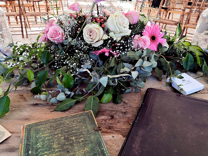 Ceremonies in English, French, Spanish